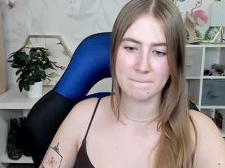 MeganxCute live cam preview