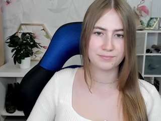 MeganxCute live cam preview