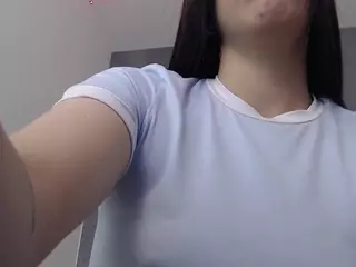 Amira's Live Sex Cam Show