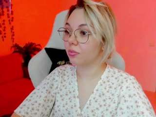 anyapickles Live Webcam on CamSoda