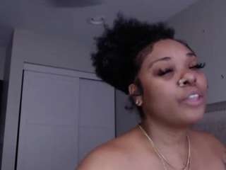 siennadivyne Live Webcam on CamSoda