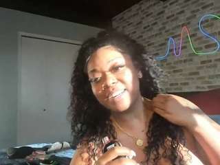 siennadivyne Live Webcam on CamSoda