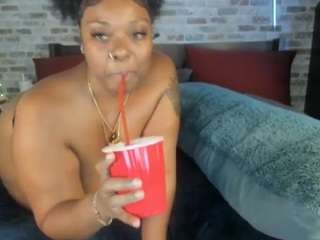 siennadivyne live webcam show