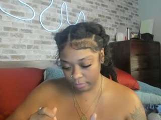 Sienna Divyne live cam