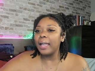 Sienna Divyne