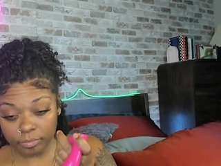 Sienna Divyne