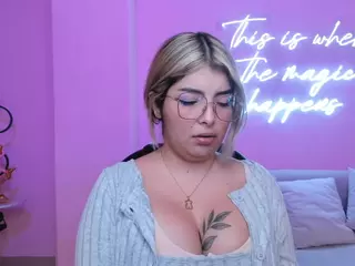 LisaMonroe's Live Sex Cam Show