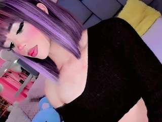 aliisson-doll Live Webcam on CamSoda