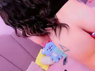 aliisson-doll Live Webcam on {site_name}