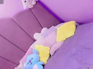 aliisson-doll Live Webcam on CamSoda