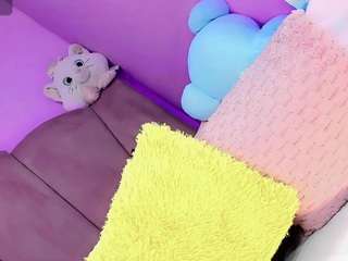 le modèle aliisson-doll est en webcam porno dans un show sur le site camsoda, il possède les tags suivants: anal toys,average,brown eyes,dirty talk,drinking,orgasm,smoking,tattoos,teen 18,young adult,brown hair,hd,latina,small tits