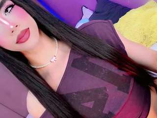 aliisson-doll Live Webcam on CamSoda