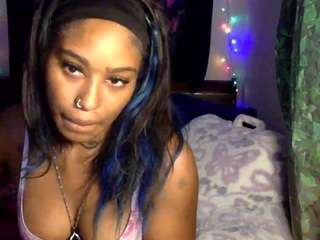 le modèle reneesosluttyy est en webcam porno dans un show sur le site camsoda, il possède les tags suivants: amateur,fingers,wet,tattoos,spank,shaved-pussy,pussy,orgasm,lingerie,feet,anal,dildo,brown-eyes,blowjob,black-hair,bedroom,average,asshole,ass,ebony