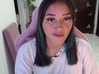 littleangel-m from CamSoda