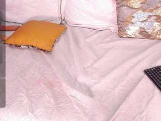 cockpleaserr, female webcam model,  years old, on live webcam