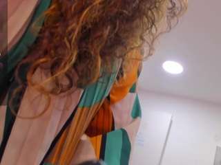 Este modelo está en vivo ahora. cockpleaserr