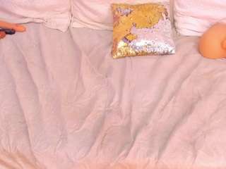 Live cam show with Cock Pleaser