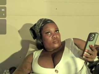  agatha-blossom chat room