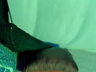 Agatha-Blossom's Live Sex Cam Show