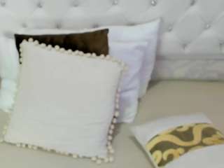 Elizaa-Rose (elizaa-rose) Nude on Cam. Free Live Sex Chat Room - CamSoda