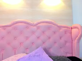 Bella-bm's Live Sex Cam Show