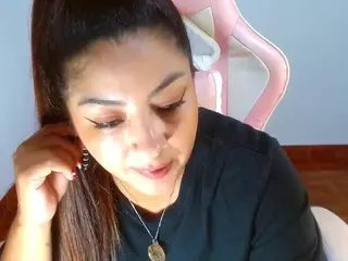 Greicy-lopez's Live Sex Cam Show