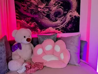 Lovely-Poppy's Live Sex Cam Show