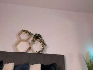 raisagee1 webcam model