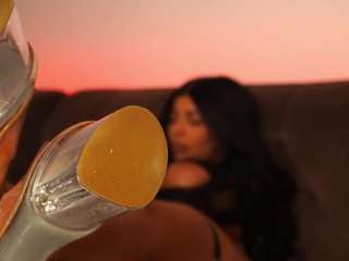 kimybroox Live Webcam on CamSoda