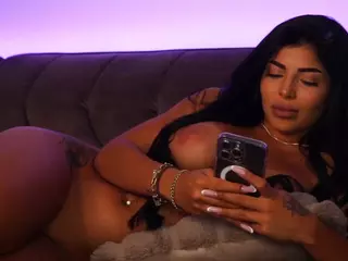 KimyBroox's Live Sex Cam Show
