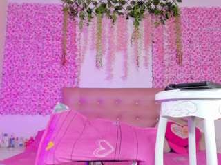 stephani-pretty webcam