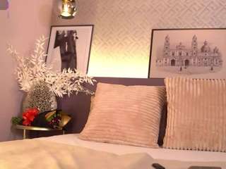 ellediane Live Webcam on CamSoda