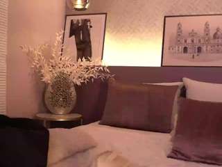  ellediane chat room