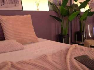 ellediane Live Webcam on CamSoda