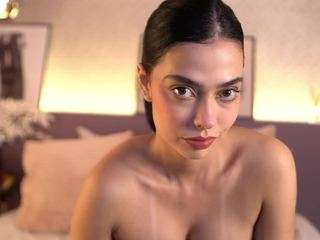 ellediane Live Webcam on CamSoda