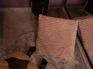 ellediane Live Webcam on CamSoda