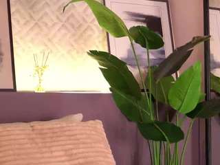 ellediane Live Webcam on CamSoda
