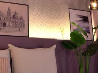 ellediane Live Webcam on CamSoda