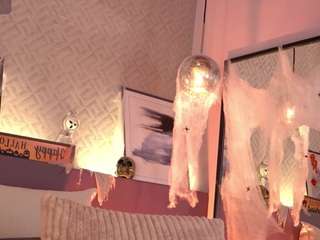 ellediane Live Webcam on CamSoda