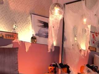 ellediane Live Webcam on CamSoda