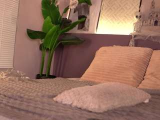 ellediane from CamSoda is Freechat