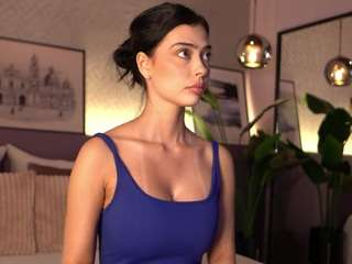 ellediane webcam model