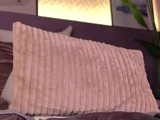 ellediane Live Webcam on CamSoda