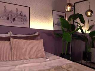 @goal: Messy blowjob  // control me for 93 tips [53 tokens remaining]