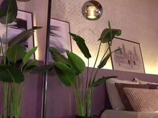 ellediane Live Webcam on CamSoda