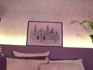 @Goal:Wear heels, stand up, teasing body⭐ [Multi Goal]