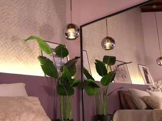 ellediane Live Webcam on CamSoda