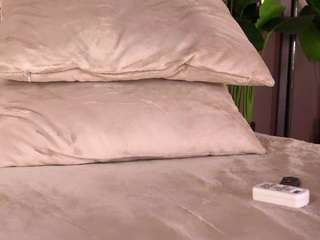 Live webcam model ellediane on Soda Cams