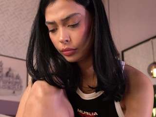 Live webcam model ellediane on Soda Cams