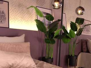 ellediane Live Webcam on CamSoda